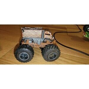 Chewbacca Monster Truck, Hot Wheels Star Wars 1/64 Huge Wheels CombIned Ship